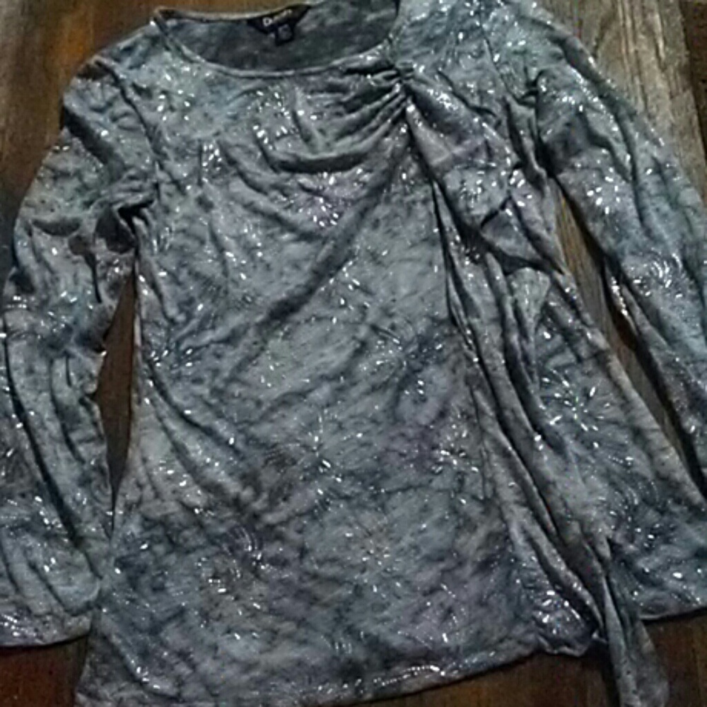 New Dusak Designs grey/silver beaded burnout top